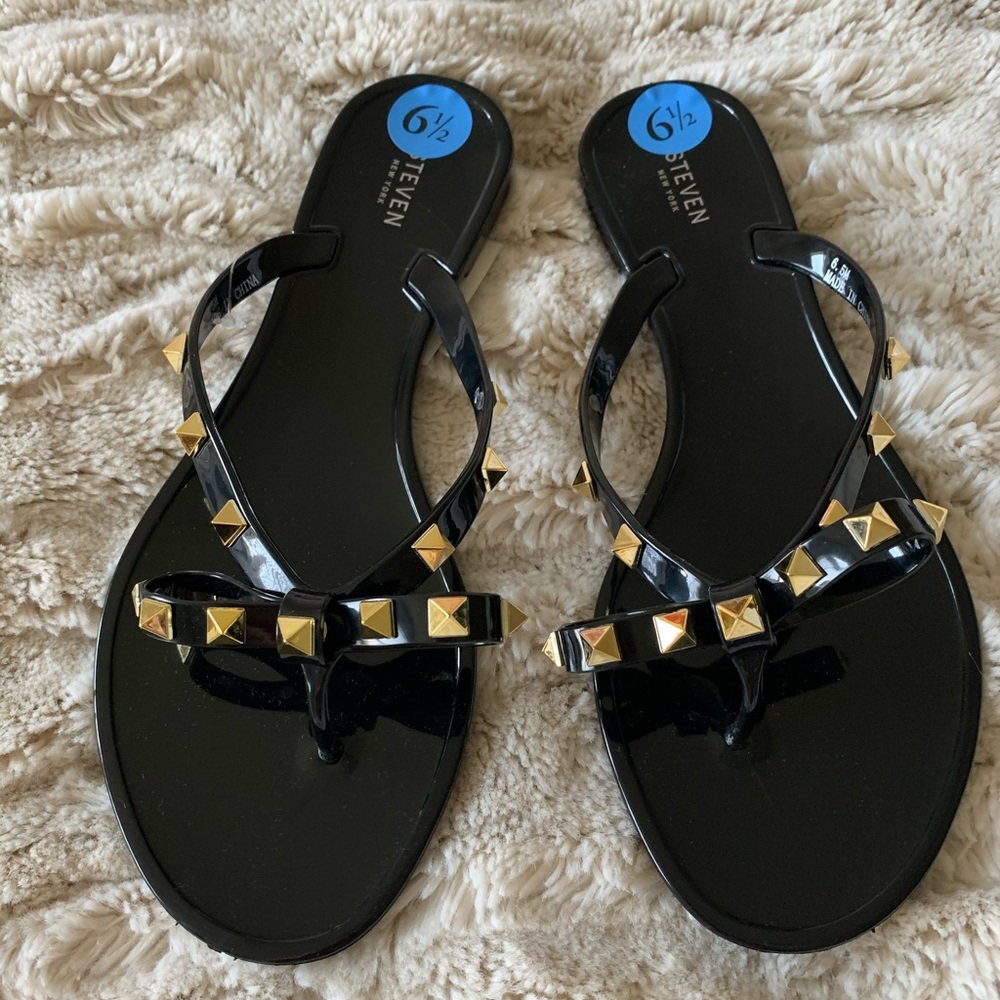 Black Steve Madden bow sandals